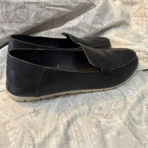 Frye Women's Flats Loafers Shoes Black 9M Soft Leather